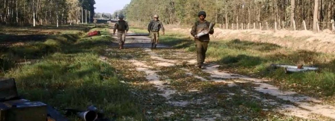 «Другий день щось бахкає, аж вікна трусить». У Калинівці продовжують знищувати боєприпаси