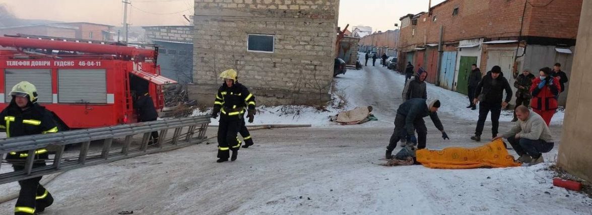 Горів гаражний бокс на Сабарівському шосе. Потерпілі померли в лікарні