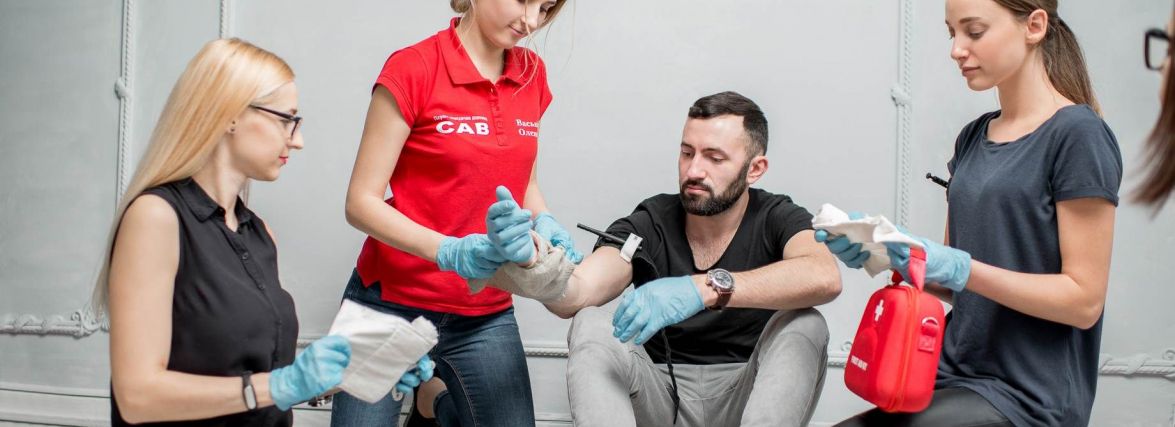 Домедична допомога та «тривожна валіза»: навчатимуть, як діяти у надзвичайних ситуаціях