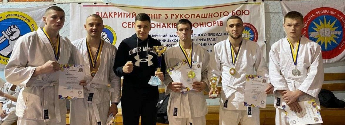 Анісімцева пам’ятають… Врукопашну билися військові, поліцейські і цивільні