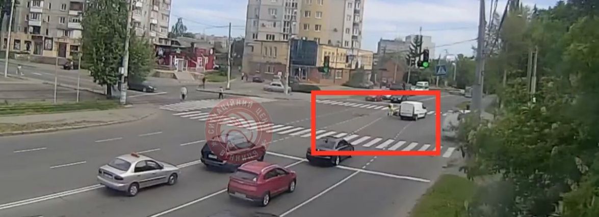 На Київській збили велосипедиста, який на «червоне» хотів проскочити перехрестя