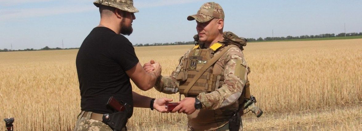 Він один з тих, про кого кажуть «гартовані вогнем війни». Розповідь про морпіха зі Жмеринки