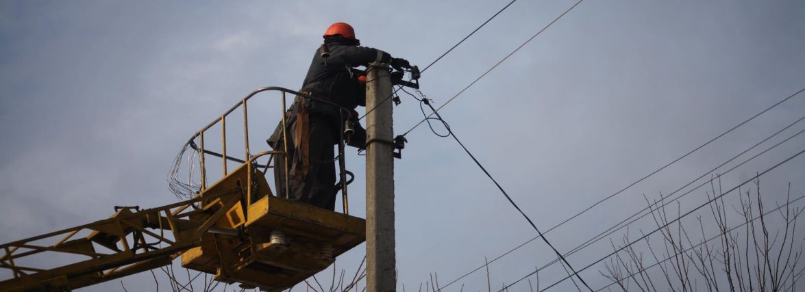 Негода у Вінниці знеструмила вісім вулиць. Працюють електрики