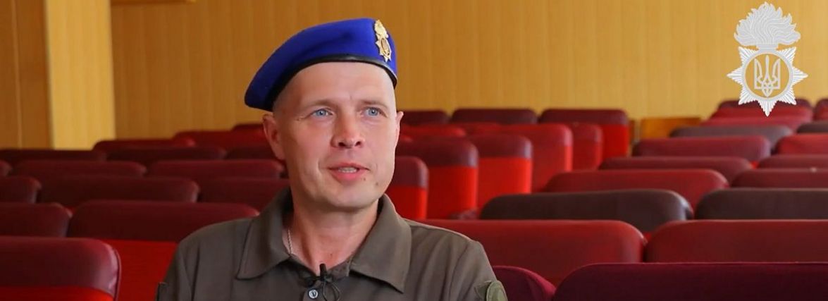 Замість музичних інструментів — зброя. Керівник оркестру з Вінниці пішов до війська