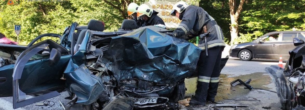 Смертельна ДТП біля Сальника: водій Toyota на зустрічній врізався у Daewoo
