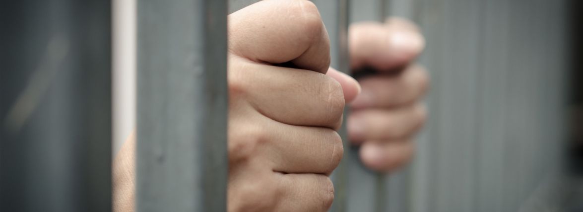 Вивезли в ліс та задушили. За вбивство засудили двох нелюдів