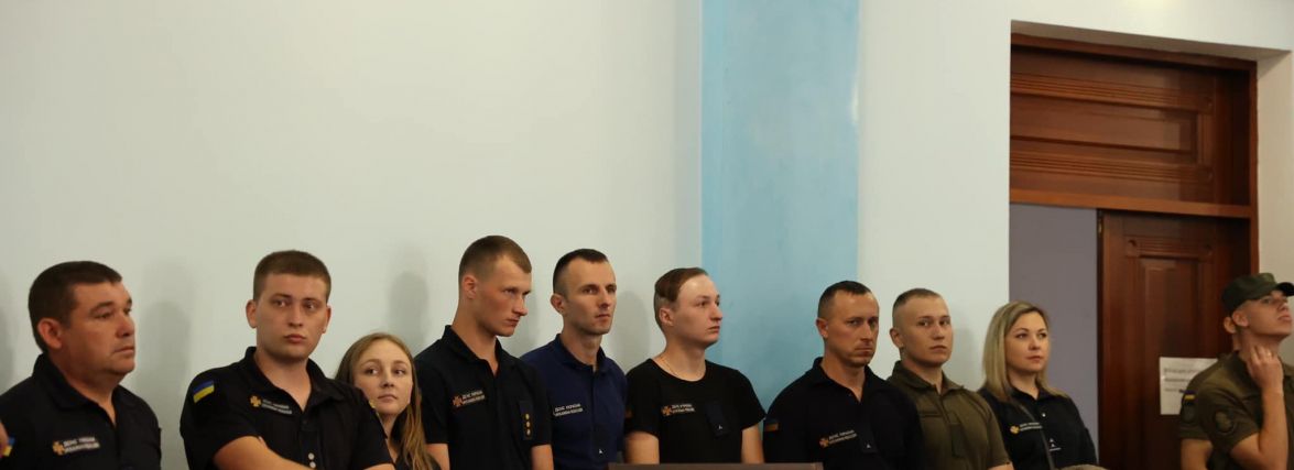 Ракетний удар по Вінниці: відзначили медиків та рятувальників, які працювали на місці події