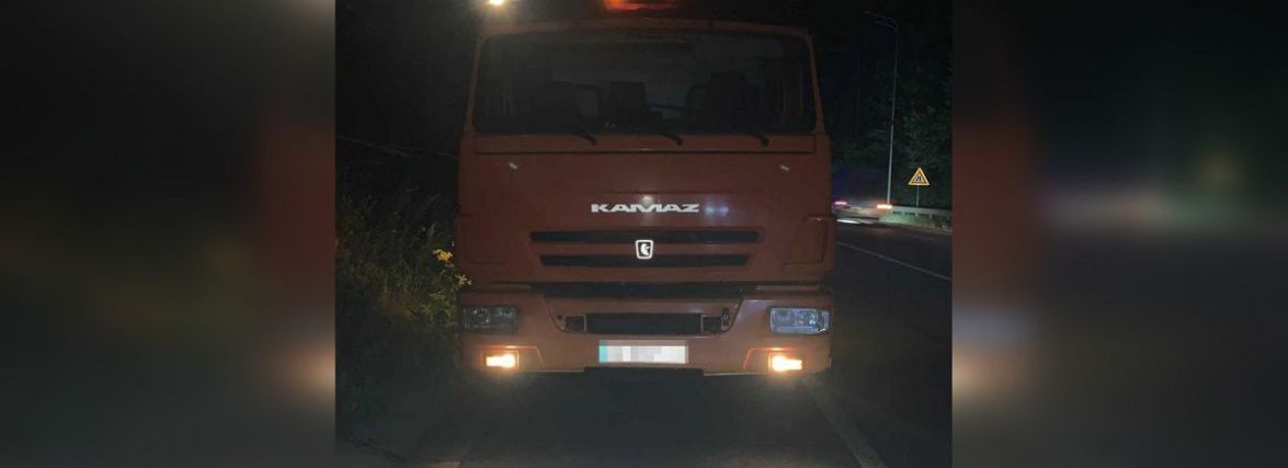 У Вінницькому районі «КАМАЗ» збив пішохода, який переходив дорогу не за правилами