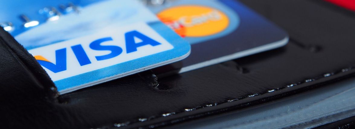 У двох жительок Вінниччини поцупили картки та зняли 34 тисячі гривень