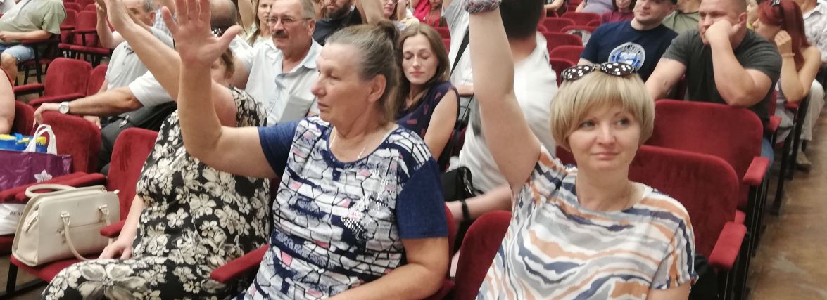 «Є Царське село, буде ще Золотий хуторок?». 15 гектарів лісу у П’ятничанах — для 322 багатіїв