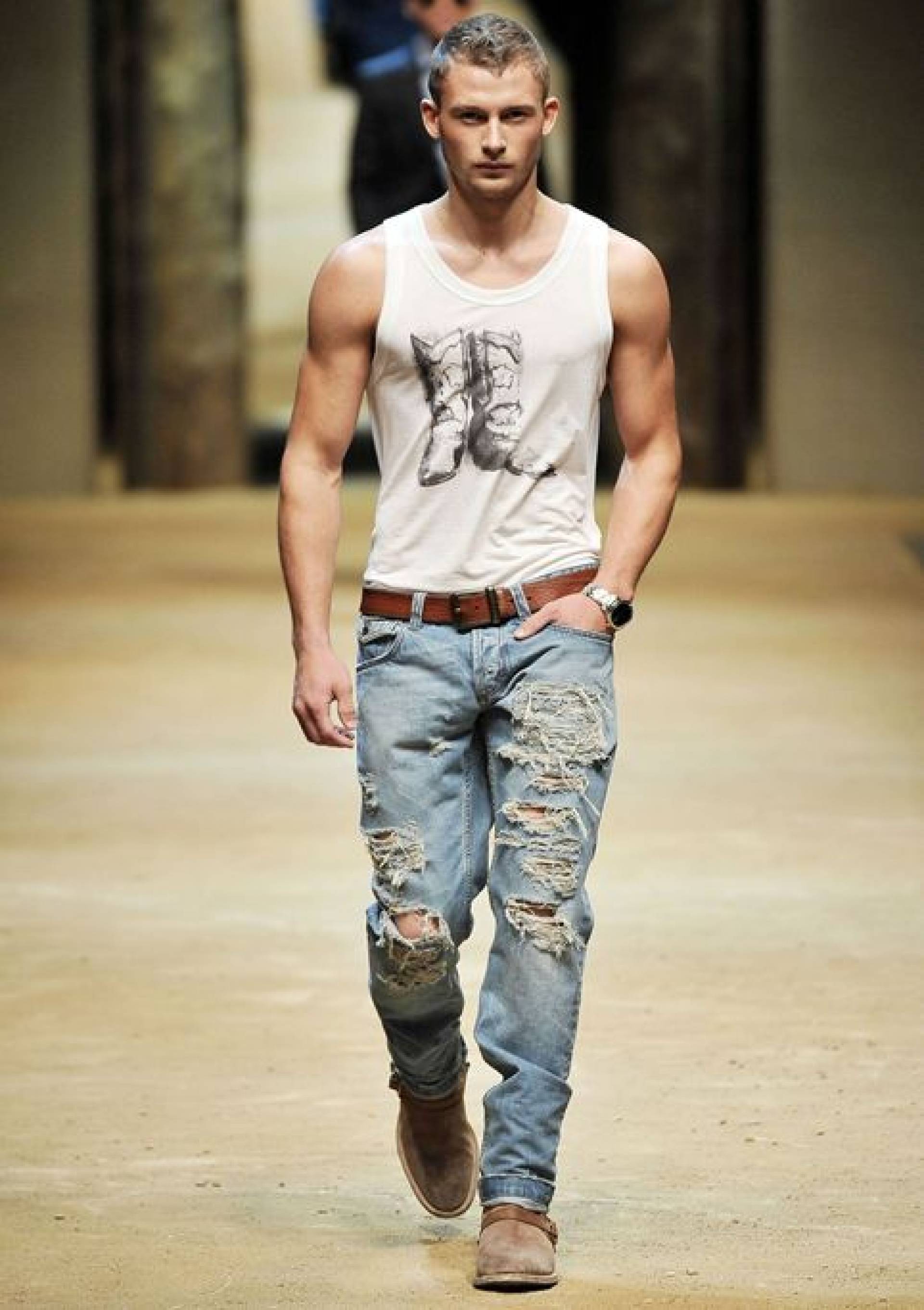 Современная модная мужская. Стильная мужская одежда. Стильные мужские джинсы. Современная одежда для мужчин. Современная одежда для парней.