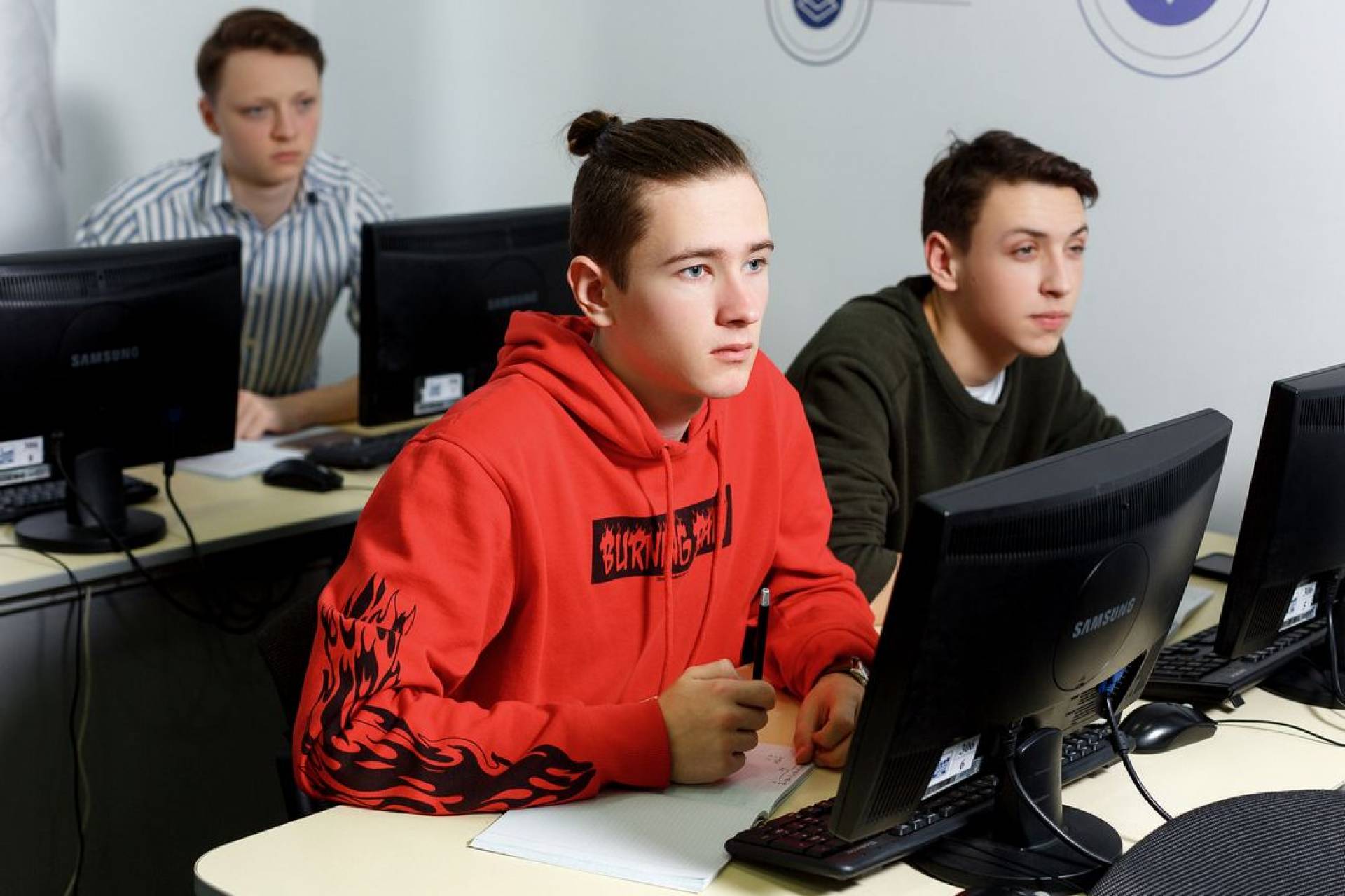 Курсы frontend. It курсы. Компьютерная Академия шаг тестирование. Астром it Академия. Программист Тула обучение