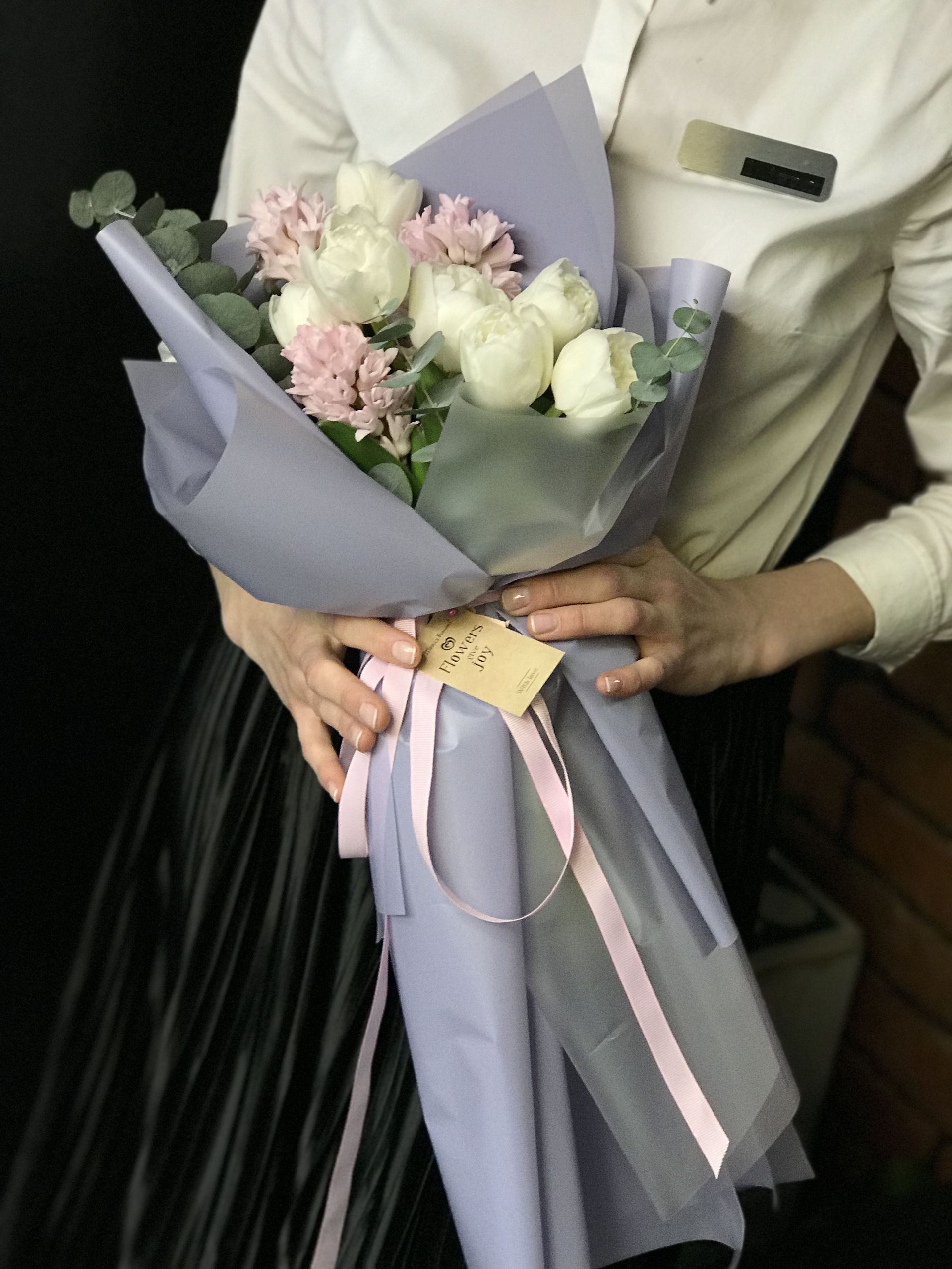 Невеликі квіткові компліменти за 300 гривень