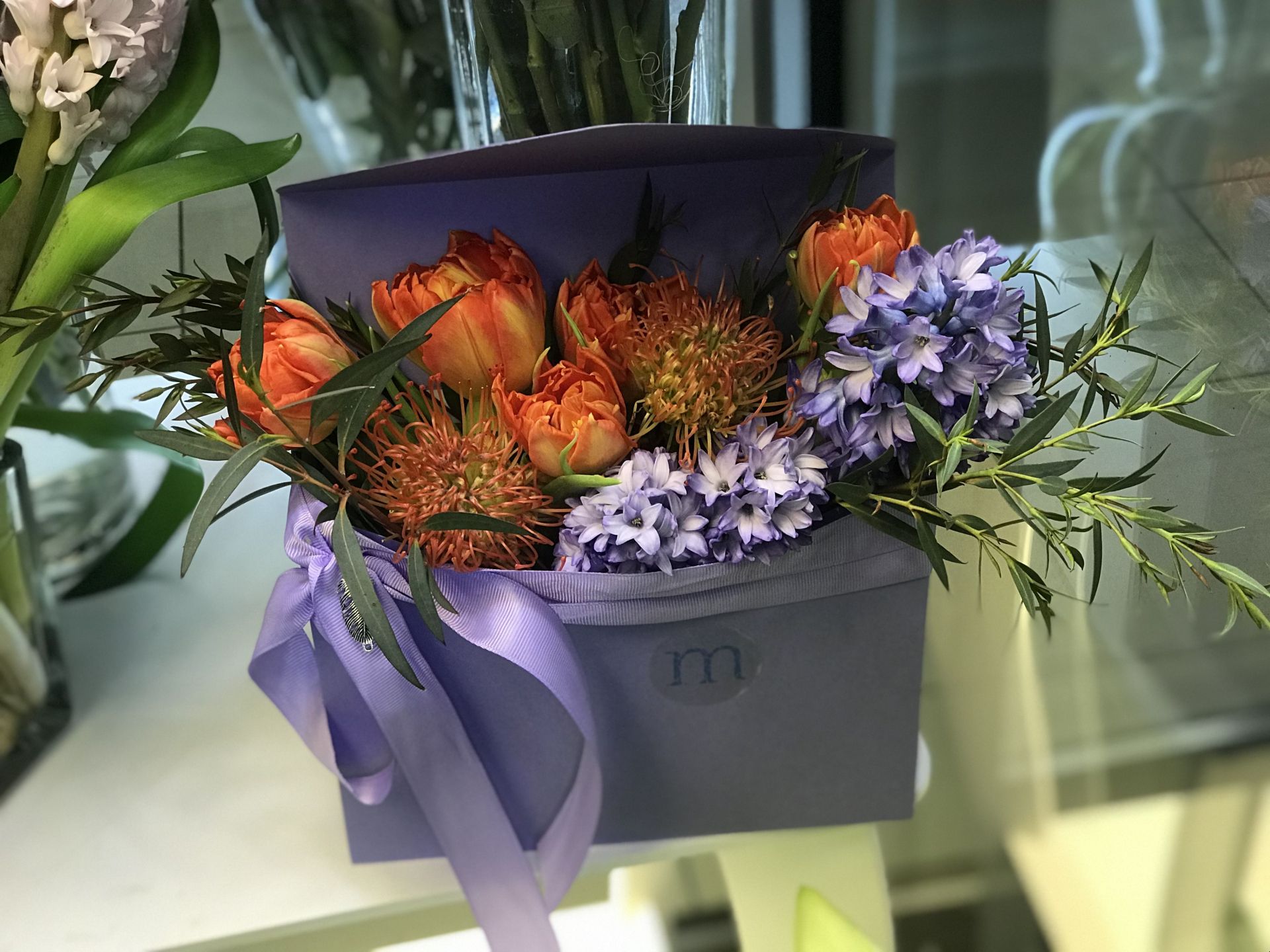 Невеликі квіткові компліменти за 300 гривень