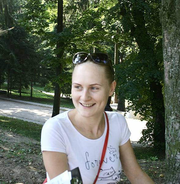 Юлія Кришталь, 28 років, домогосподарка:
- Я не користуюсь водою з-під крану, оскільки якість мене не влаштовує.