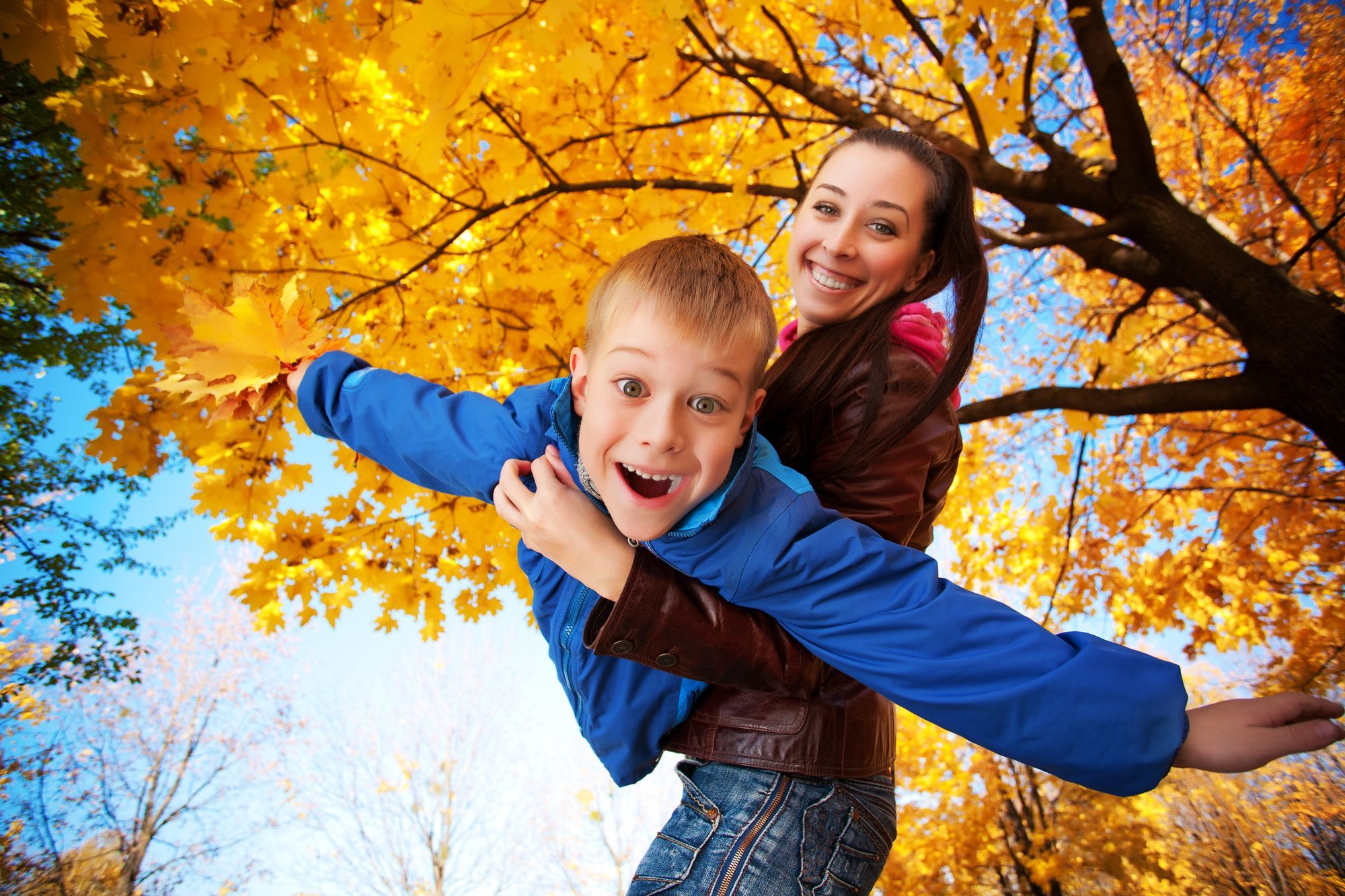 Осенняя фотосессия мама и сын