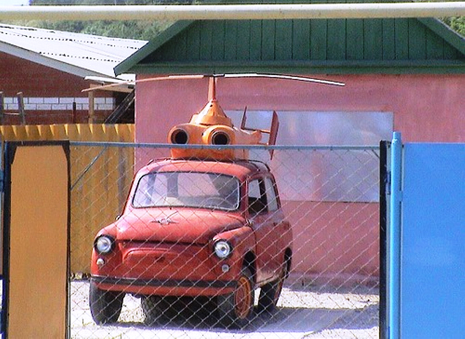 Смешные переделанные. Смешные переделки авто. Смешной автотюнинг. Смешные русские авто. Самые смешные русские автомобили.