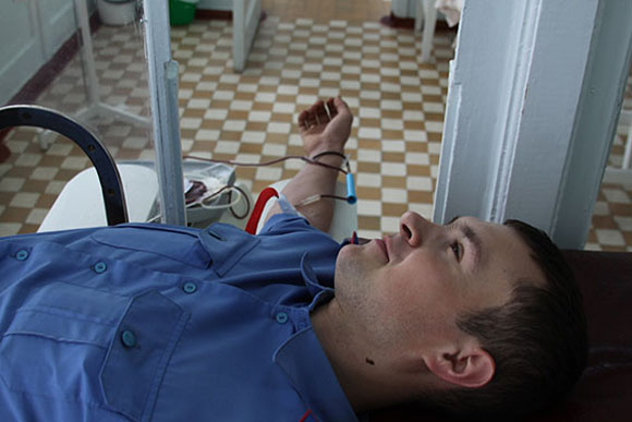 Вінницькі міліціонери здають кров для хворих діток, фото №3 на сайті 20minut.ua