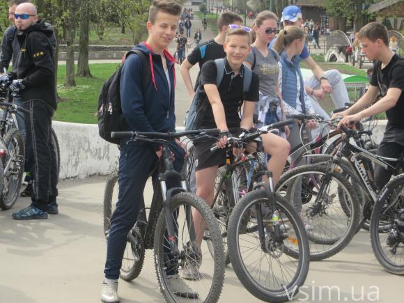 У Хмельницькому відкрили новий велосезон - фото 2